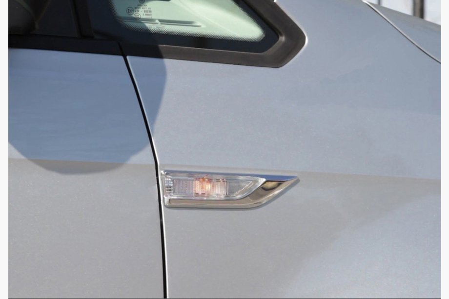 Volkswagen Caddy 2015–2020 Kryty směrovek (2 ks, nerez) Image