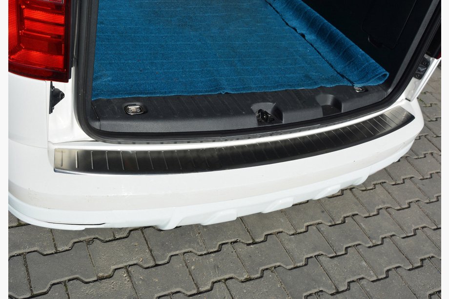 Volkswagen Caddy 2015–2020 Nerezové lišty na zadní nárazník OmsaLine (nerez) Image