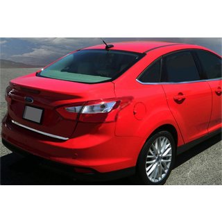Nerezová lišta hrany víka kufru 2011-2014 (sedan) Ford Focus III 2011–2017 fotografie 1