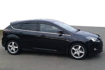 Ford Focus III 2011–2017 Deflektory oken (4 ks, Cobra) fotografie 1
