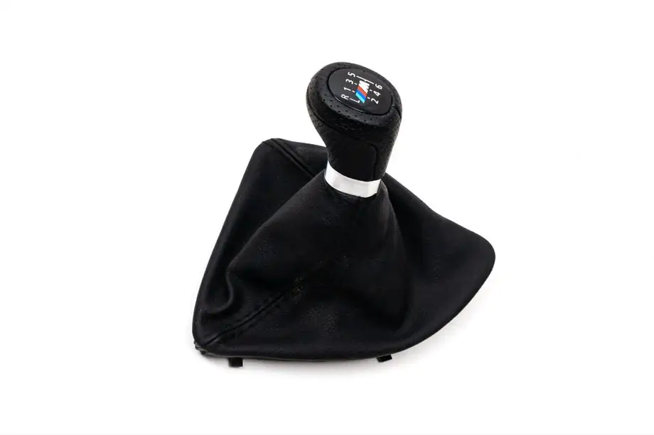 BMW řada 1 E81/E82/E87/E88 2004–2011 Manžeta řadicí páky + hlavice OEM V1 (koženka) Image