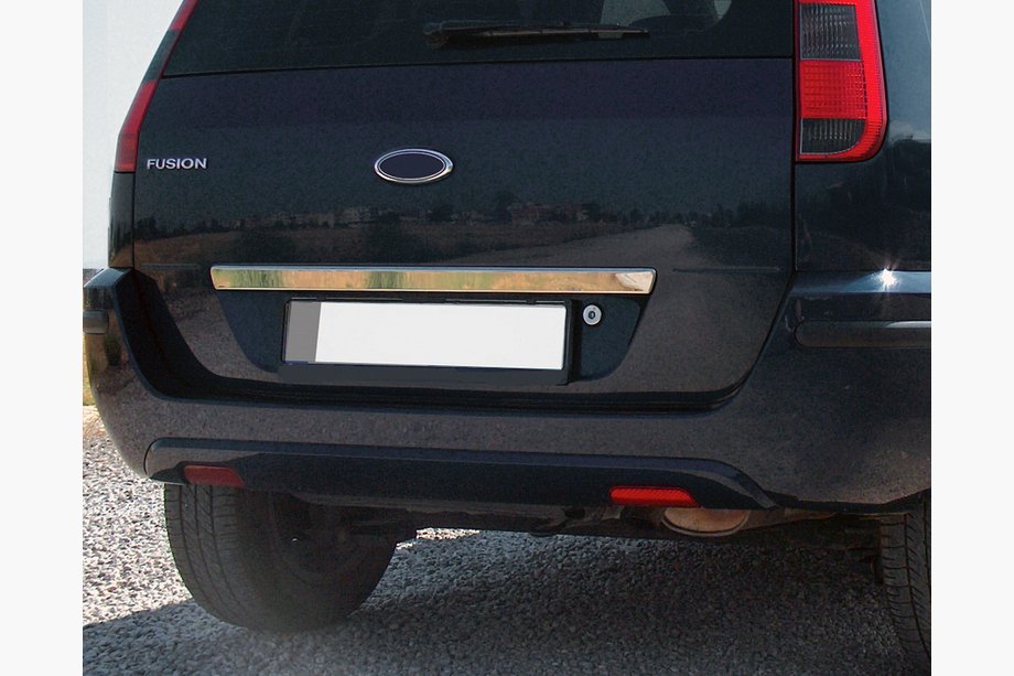 Ford Fusion 2002–2012 Lišta nad SPZ na víko kufru (nerez) Carmos - turecká ocel Image