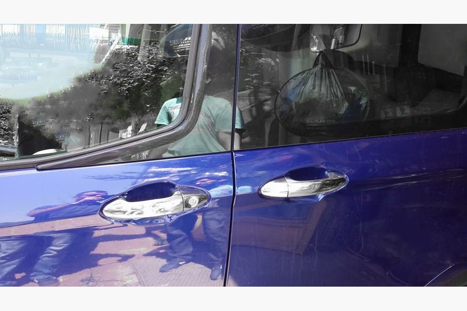 Ford Courier 2014–2023 Chromové kryty klik dveří (4 ks, nerez) OmsaLine – italská nerezová ocel Image