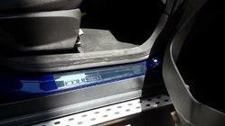 Ford Courier 2014–2023 Nerezové kryty prahů OmsaLine (4 ks, nerez) fotografie 2