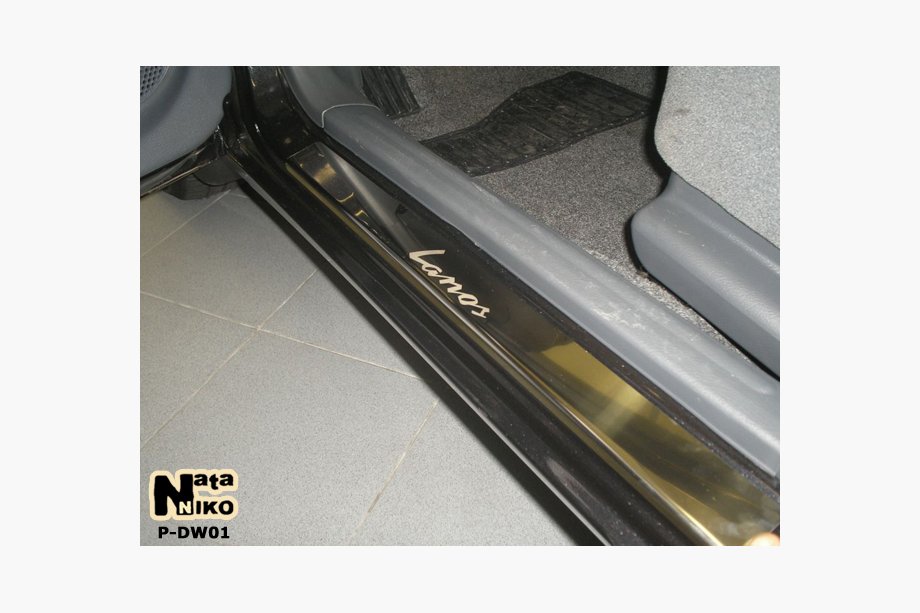 Daewoo Lanos 1998–2017 Nerezové kryty prahů Nataniko (4 ks) Image
