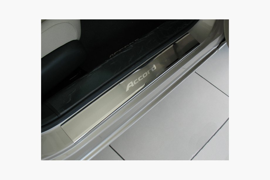 Honda Accord IX 2013–2017 Nerezové kryty prahů Natanika Premium (4 ks) Image