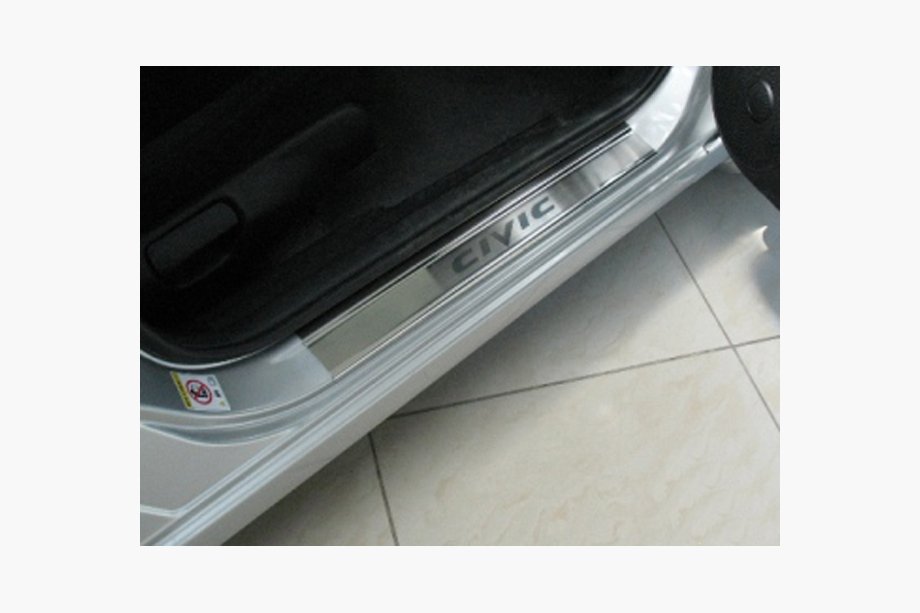 Honda Civic HB 2012–2020 Nerezové prahové lišty Натанико Premium (4 ks) Image