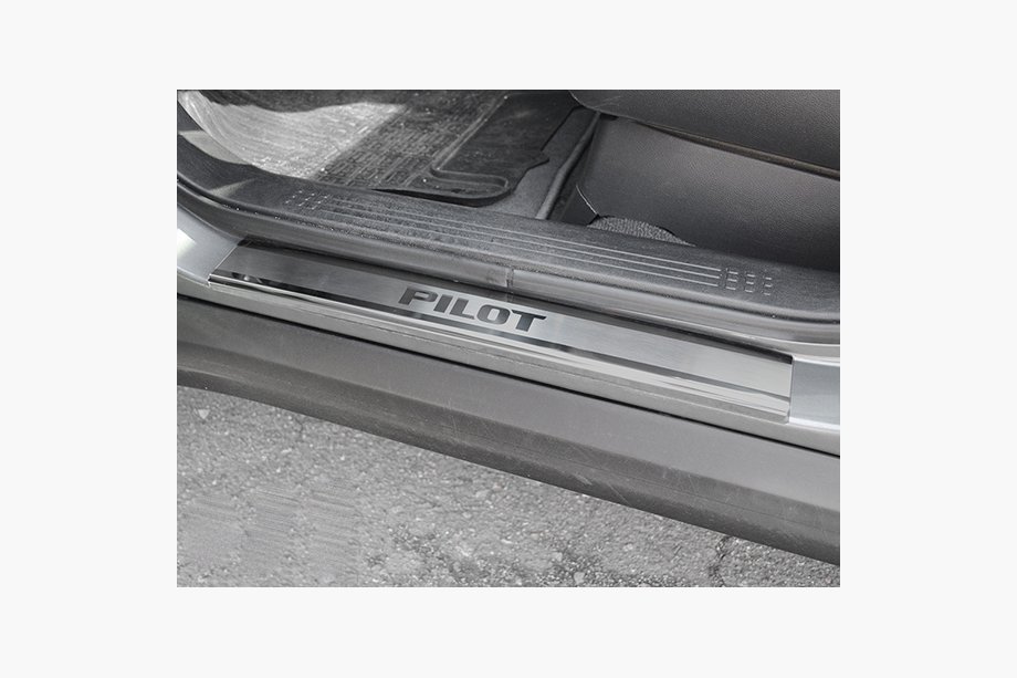 Honda Pilot 2008–2015 Nerezové kryty prahů Natanika Premium (4 ks) Image