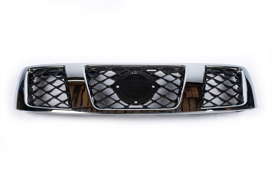 Nissan Patrol Y61 1997–2011 Přední maska chladiče (2004-2008) Image