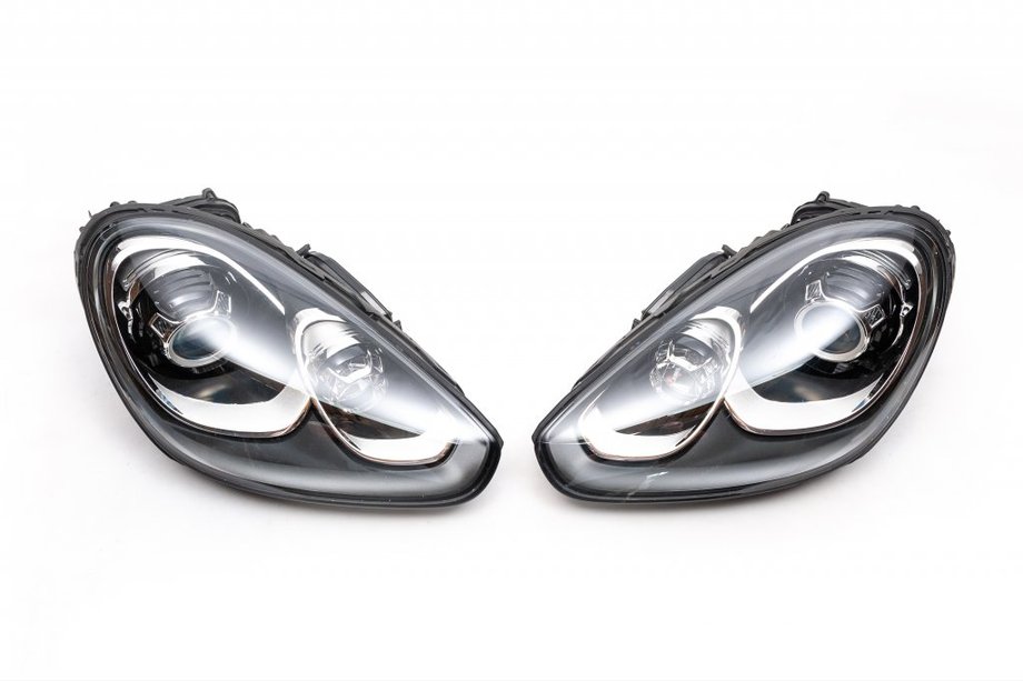Porsche Cayenne 2010–2017 Originální přední světlomety GTS 2015-2018 (2 ks, HID) Image