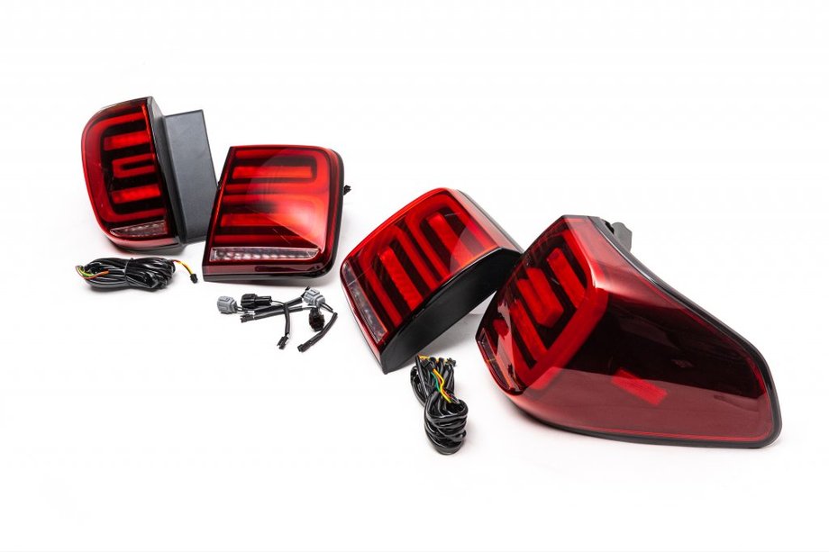 Nissan Patrol Y62 2010–2024 Zadní LED světla (RED – sekvenční) Image