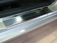 Hyundai I-10 2008–2013 Nerezové kryty prahů Natanika Premium (4 ks) fotografie 1