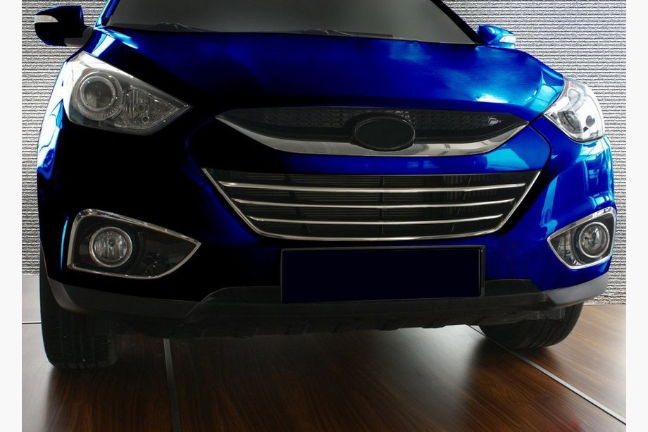 Hyundai IX-35 2010–2015 Nerezové lišty na masku chladiče s rámečkem (4 ks) Image