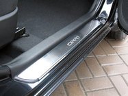 Kia Ceed 2007–2012 Nerezové kryty prahů Nataniko (4 ks, nerez) Premium – 3M páska, 0,8 mm fotografie 1