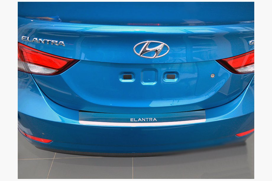 Hyundai Elantra (MD/UD) 2011–2015 Chromová lišta na zadní nárazník s ohybem Nataniko (2014-2015, nerez) Image
