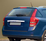Kia Ceed 2007–2012 Lišta nad SPZ (SW, nerez) fotografie 1