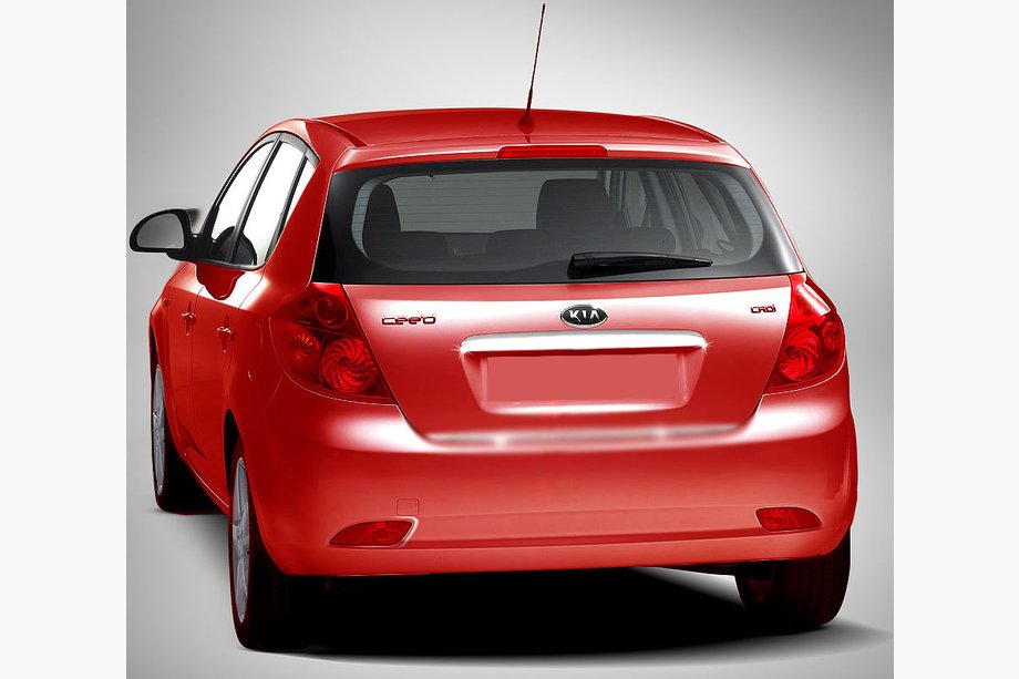 Kia Ceed 2007–2012 Lišta nad SPZ (HB, nerez) Image