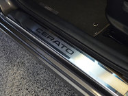 Kia Cerato 1 2004–2009 Nerezové kryty prahů Nataniko (4 ks, nerez) fotografie 1