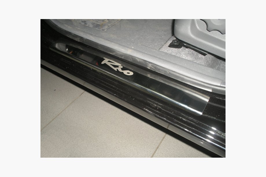 Kia Rio 2005–2011 Nerezové kryty prahů Natanika Premium (4 ks) Image