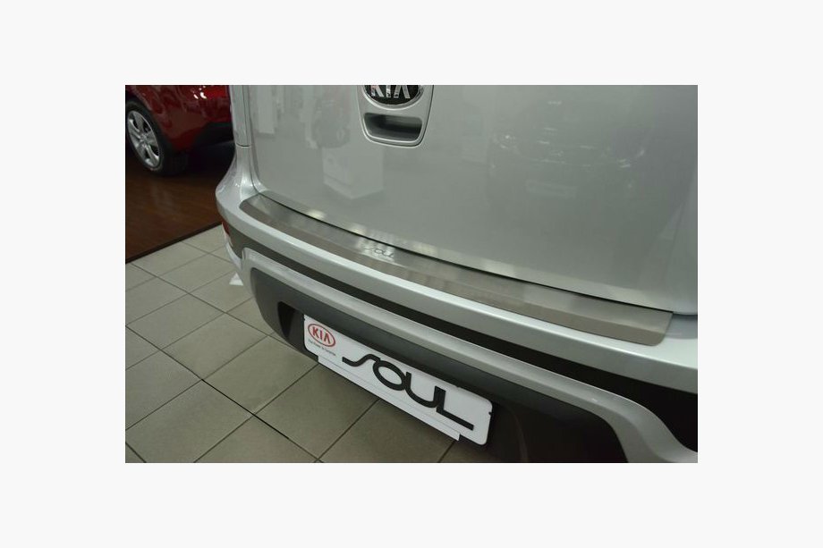 Kia Soul I 2008–2013 Nerezová ochranná lišta na zadní nárazník s ohybem Natanika Image