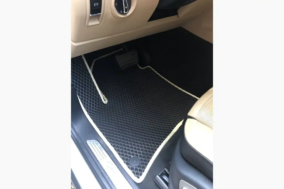 Porsche Cayenne 2010–2017 EVA autokoberce (černé) Image