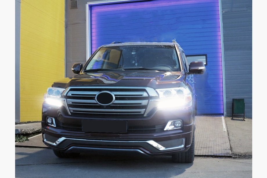 Toyota Land Cruiser 200 2007–2021 Sada bodykitu 2016↗ (Modelista V3) Image
