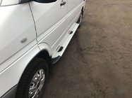 Mercedes Sprinter W901/902/903/904/905 1995–2006 Boční nášlapy Bosphorus OLD Grey (2 ks, hliník) Pouze střední rozvor fotografie 1