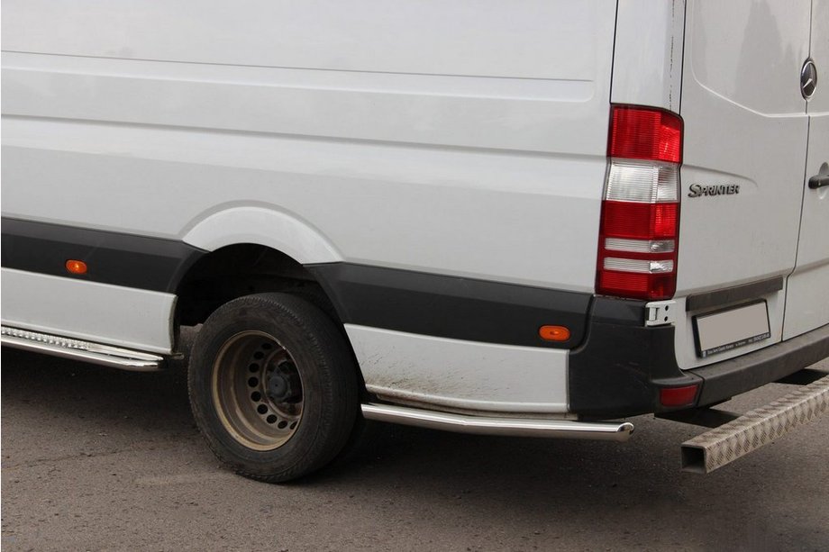 Mercedes Sprinter W907/W910 2018– Boční trubky za zadním kolem (2 ks, nerez) Image