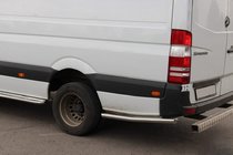 Mercedes Sprinter W907/W910 2018– Boční trubky za zadním kolem (2 ks, nerez) fotografie 1