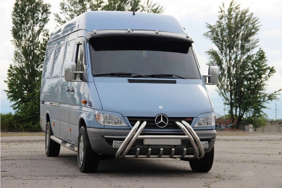Mercedes Sprinter W901/902/903/904/905 1995–2006 Přední ochranný rám (bullbar) Kelebek WT011 (nerez) Image