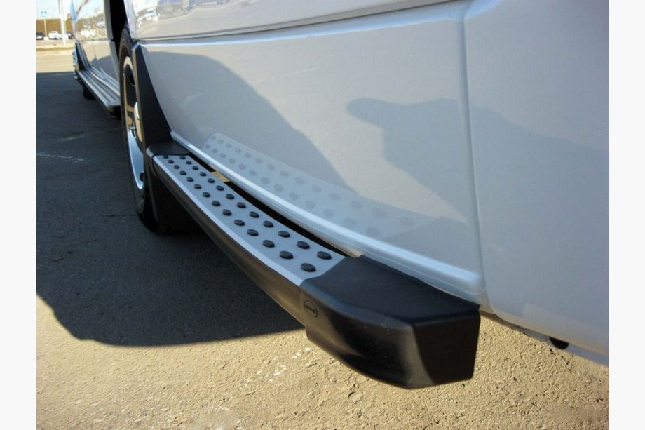 Mercedes Sprinter W906 2006–2018 Boční prahy za zadním kolem DOT-Line (2 ks, hliník) Image