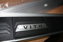 Mercedes Vito W638 1996–2003 Boční nášlapy RedLine Black (2 ks, hliník) fotografie 2