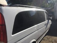 Mercedes Viano 2004–2014 Černé střešní podélníky Skyport (celokovové) fotografie 6