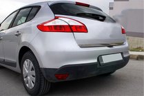 Renault Megane III 2009–2016 Nerezová lišta hrany víka kufru (HB) fotografie 2