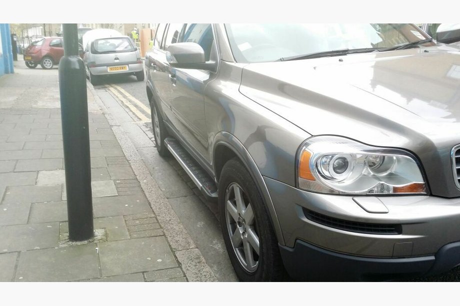 Volvo XC90 2002–2014 Boční prahy RedLine V1 (2 ks, hliník) Image