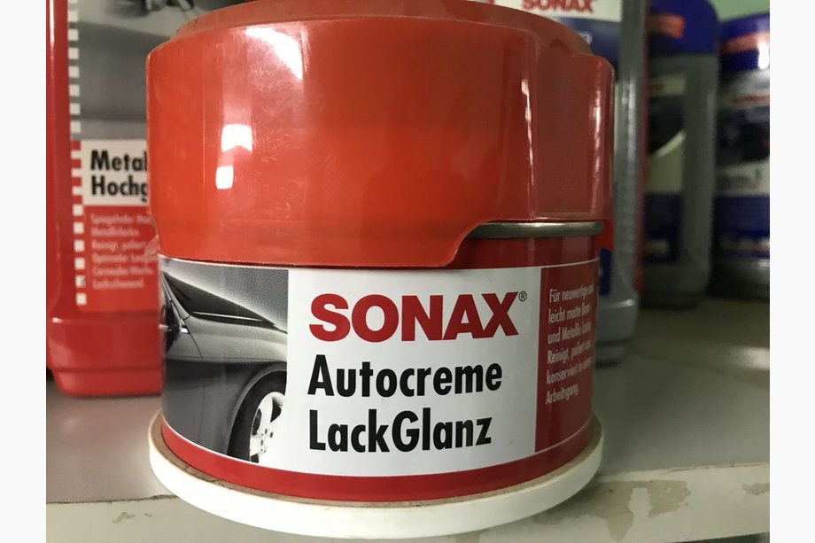 Ochranná leštěnka Sonax pro lakované povrchy Image