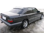 Mercedes E-Class W124 1984–1997 Blenda (sklolaminát, k lakování) fotografie 1