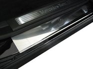 Mercedes ML W164 2005–2011 Nerezové kryty prahů Nataniko (4 ks, nerez) fotografie 1
