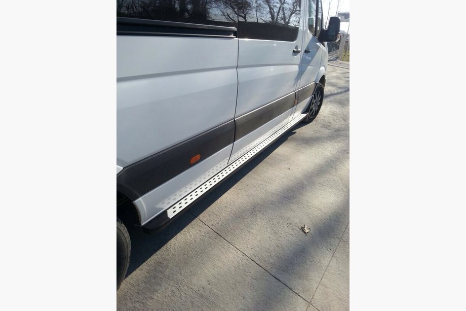 Volkswagen LT 1995–2006 Boční nášlapy DOT-Line (2 ks, hliník) Střední rozvor Fotografie 2