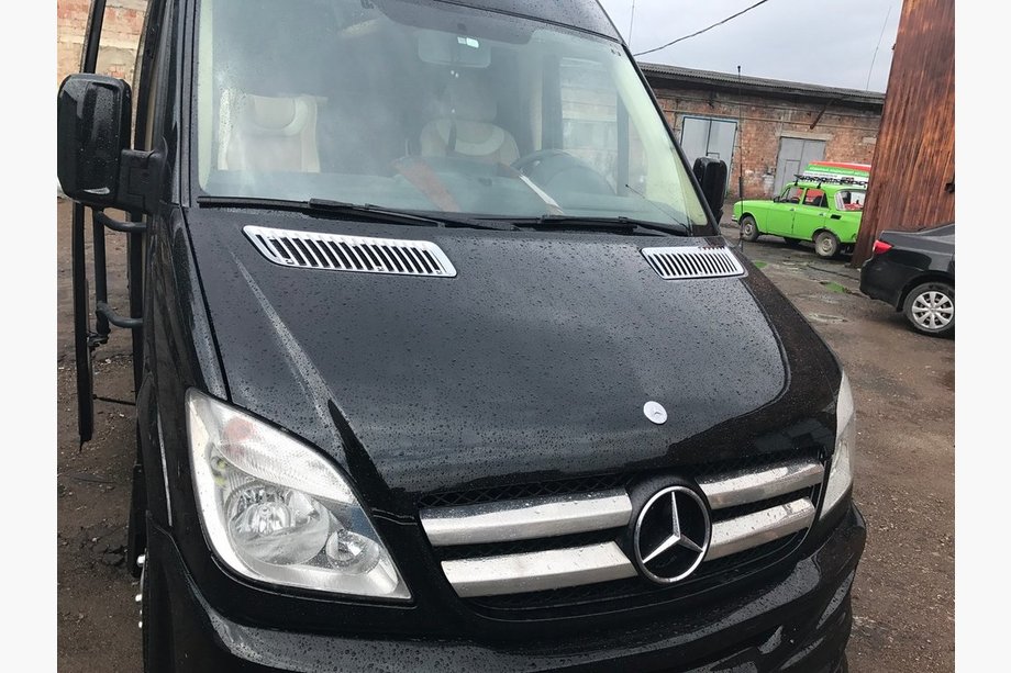Mercedes Sprinter W906 2006–2018 Lišty na masku (2006-2013, nerez) OmsaLine - italská nerezová ocel Image