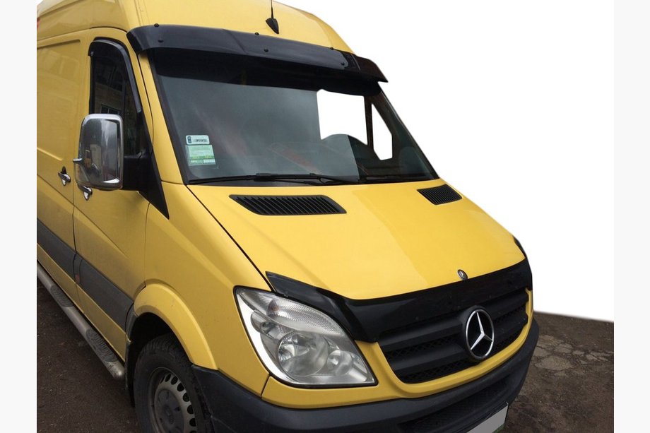 Mercedes Sprinter W906 2006–2018 Sluneční clona na čelní sklo v rámu V1 (černý lesk, 5 mm) Image