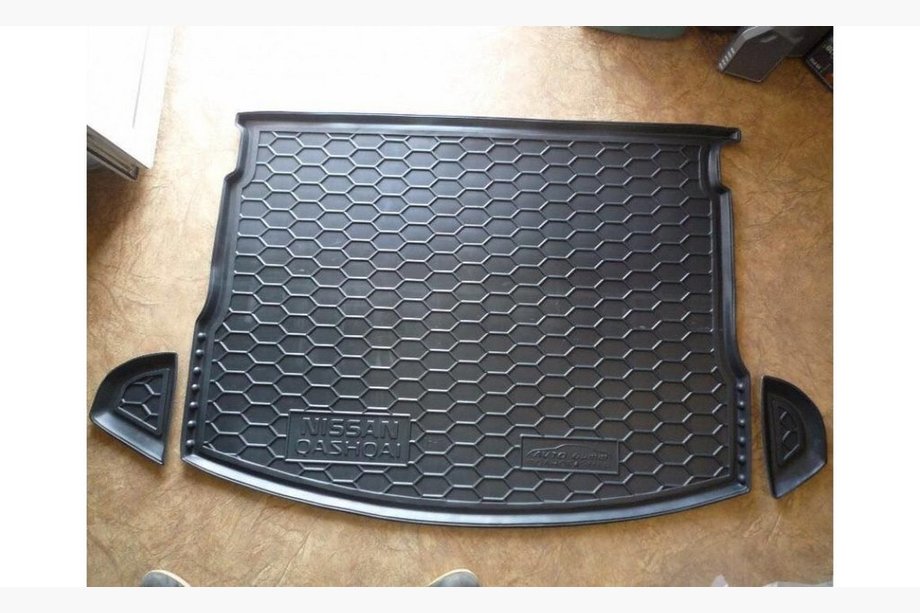 Nissan Qashqai 2007–2010 Vana do kufru pro plnohodnotné rezervní kolo (Autogumm, plast) Image