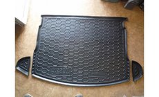Nissan Qashqai 2007–2010 Vana do kufru pro plnohodnotné rezervní kolo (Autogumm, plast) fotografie 1