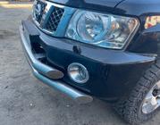 Nissan Patrol Y61 1997–2011 Přední nárazník kompletní, použitý (2004-2008) fotografie 1