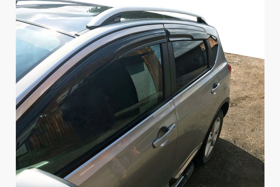 Nissan Qashqai 2007–2010 Ofuky oken (4 ks, Sport) Image