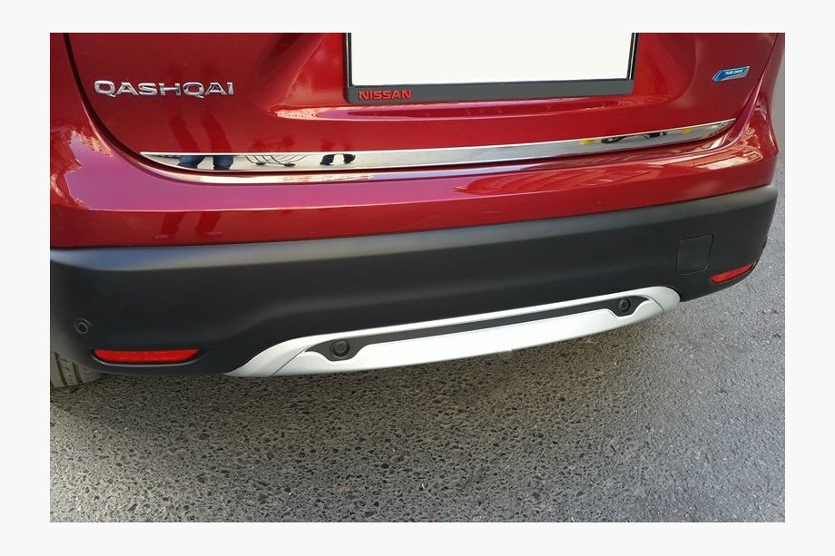 Nissan Qashqai 2014–2021 Nerezová lišta na hranu víka kufru Carmos - turecká ocel Image
