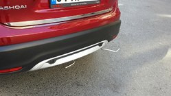 Nissan Qashqai 2014–2021 Nerezová lišta na hranu víka kufru Carmos - turecká ocel fotografie 3
