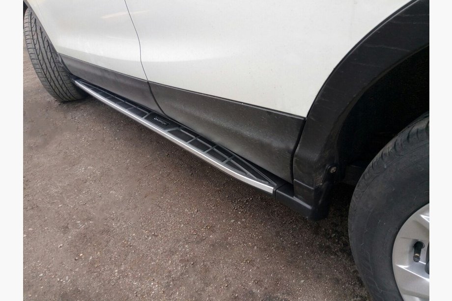Nissan Qashqai 2014–2021 Boční nášlapy Original V2 (2 ks) Image