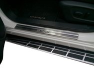 Nissan Qashqai 2014–2021 Nerezové kryty prahů (Omsa, 4 ks) fotografie 3