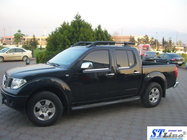 Nissan Navara/NP300 2016– Originální střešní ližiny (s příčníkem) Šedá fotografie 2